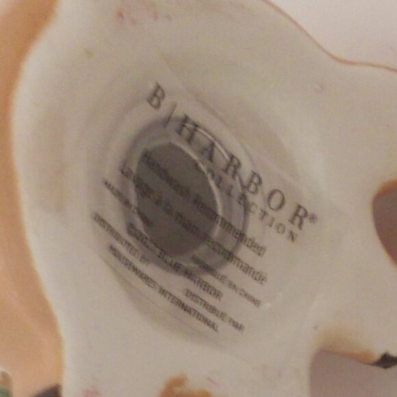 ๐ 3/$25 ๐๐NWT Christmas Reindeer Salt and Pepper Shakers - Picture 5 of 5